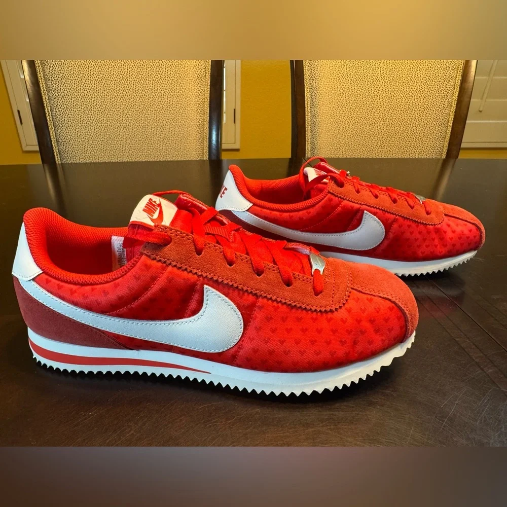 New Nike Cortez Valentines Day Heart Sneaker Shoes - Picture 7 of 16